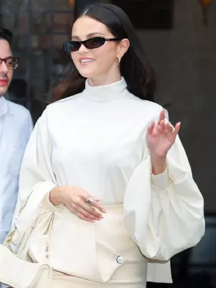 NYC 2026 Selena Gomez Puff Sleeves Top