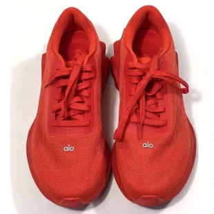 Runner Sneakers in Bright Red