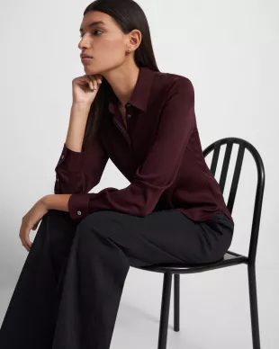 Fitted Shirt in Stretch Silk