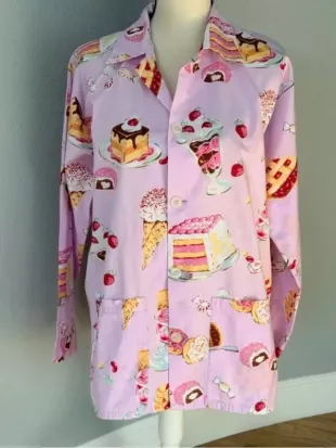 Gilmore Girls S2 Alexis Bledel Pink Desserts Shirt
