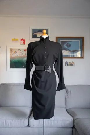 Les Infernales' Runway Pointed Collar Femme Fatale Dress