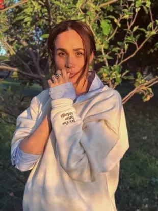 Meghan Markle Crewneck Sweatshirt