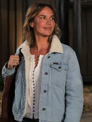 Marshals S02 Arielle Kebbel Sherpa Lined Denim Jacket