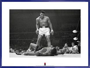 Muhammad Ali 1art1 Poster Reproduction et Cadre (Plastique) - Vs. Sonny Liston VIII (80 x 60cm)