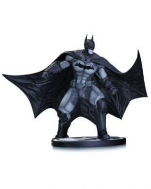Batman Black & White statuette Arkham Origins 16 cm