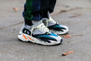 Adidas Yeezy Wave Runner 700