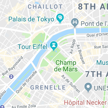 La tour Eiffel, Avenue de la Bourdonnais, Paris, France