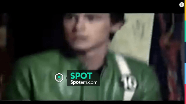 La veste de Ben 10 (Graham Phillips) dans Ben 10 : Course contre-la