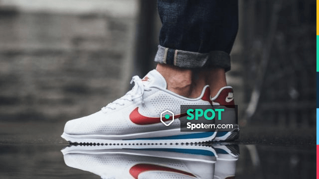 Sneakers Nike Cortez Forrest Gump Tom Hanks in Forrest Gump Spotern