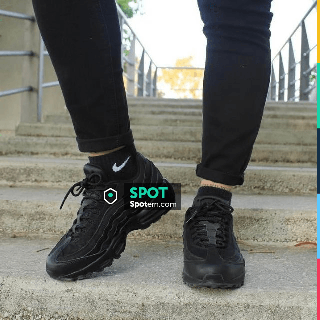 nike air max 95 black outfit