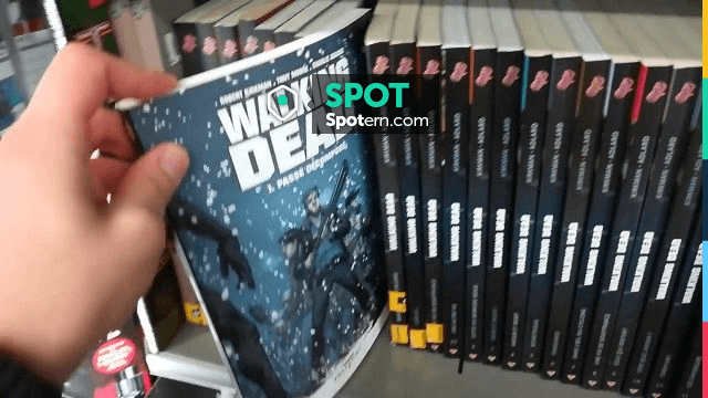 The Walking Dead Volume 1 | Spotern