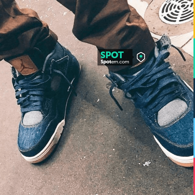 travis scott light blue