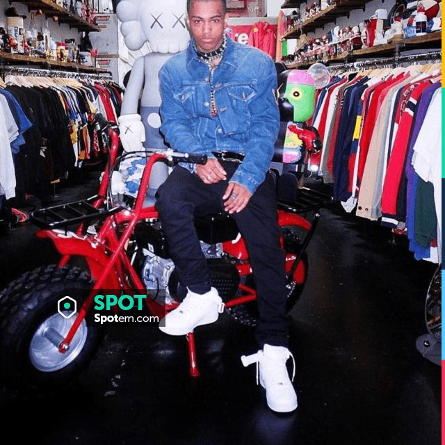 supreme coleman bike retail