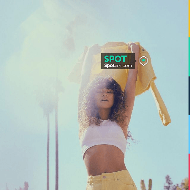 Jacket denim yellow crop of Zendaya on his account Instagram | Spotern