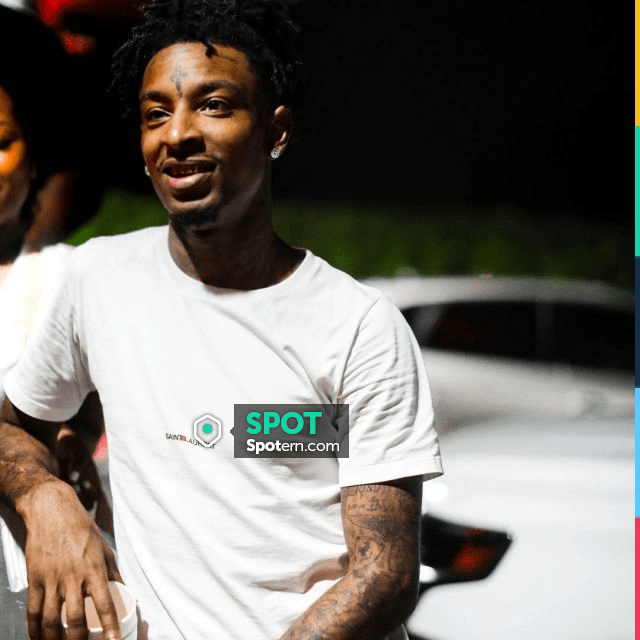 La camiseta blanca de Saint Laurent de 21 Savage (Shayaa Bin AbrahamJoseph) en Instagram Spotern
