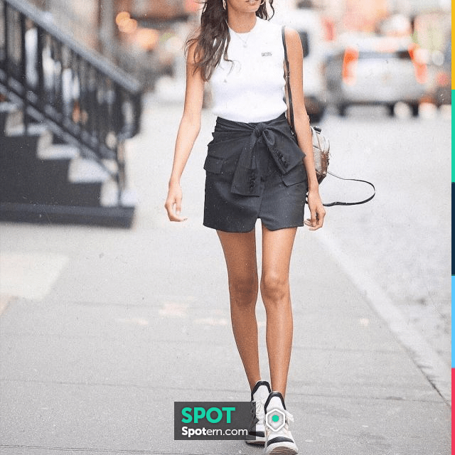 Sneakers white Louis Vuitton LV Archlight worn by Gizele Oliveira