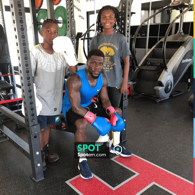 celebrities wearing nike epic react