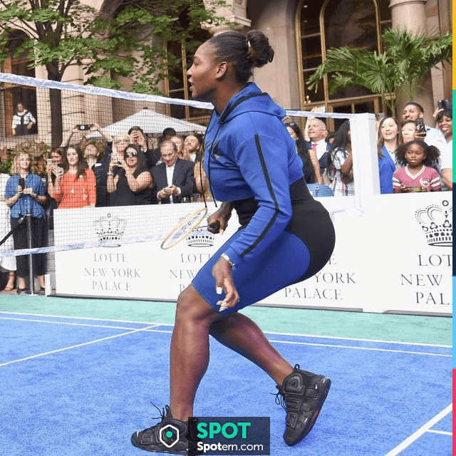 Les sneakers Nike Air More Uptempo "Supreme" portées par Serena