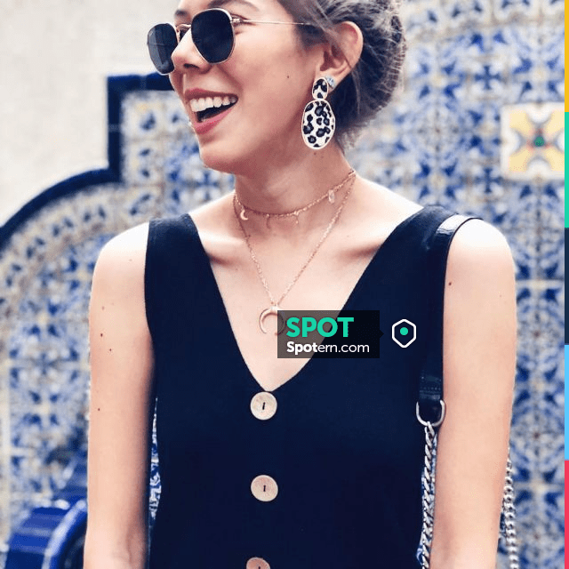 The combination to the buttons of Dani Pulido on the account Instagram
