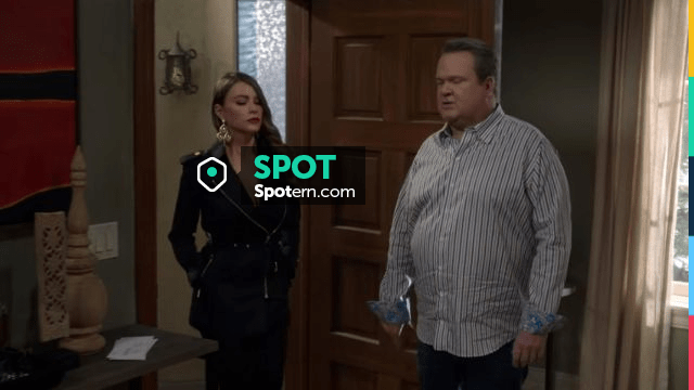 The black jacket of Gloria Delgado-Pritchett (Sofía Vergara) in Modern ...