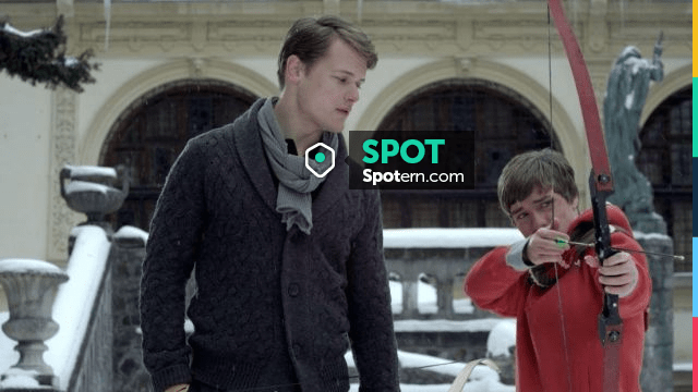 L'écharpe grise de Ashton Prince of Castlebury (Sam Heughan) dans Il