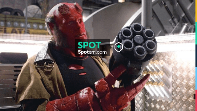 La pistola Big Baby de Hellboy (Ron Perlman) como se ve en Hellboy II ...