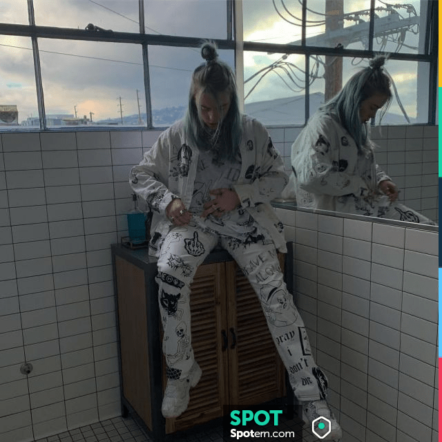 Instapump Fury worn by Billie Eilish on her Instagram Account | Spotern