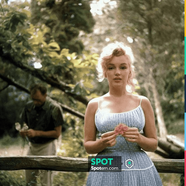 The summer dress blue worn by Marilyn ...