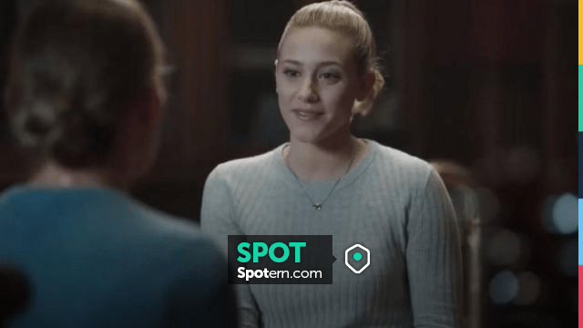 Babaton Nathaniel Sweater in Health Light Grey worn by Betty Cooper Lili Reinhart in Riverdale Season 01 Episode 04 Spotern