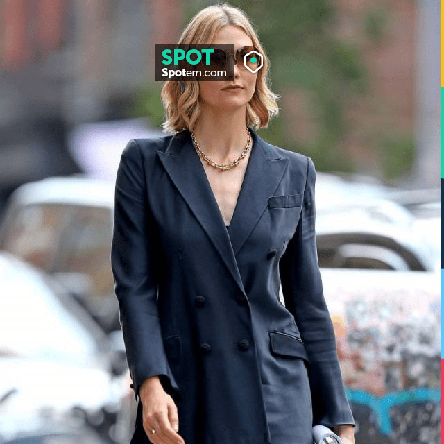 Oliver Peoples Mehrie 57MM Sunglasses worn by Karlie Kloss on the Instagram  account @karliekloss | Spotern