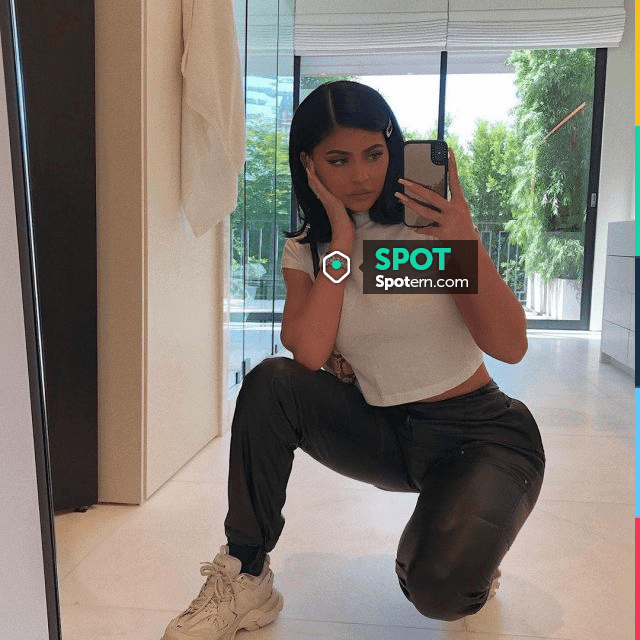 Audemars Piguet Lady Royal Oak Watch worn by Kylie Jenner