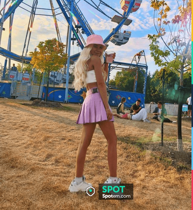 Fila Disruptor Low worn by Chlowe on @chlowelaterreur | Spotern