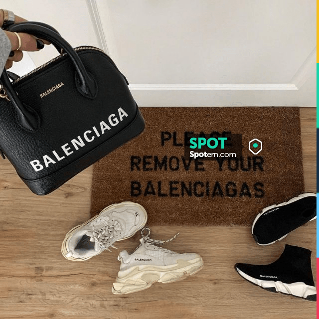 please remove your balenciagas mat