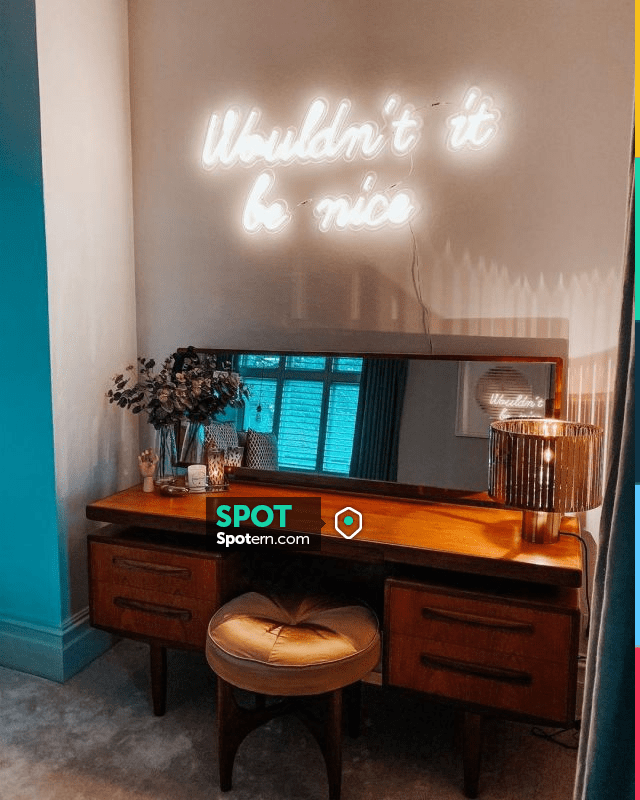 The Desk With Mirror Retro Zoella On