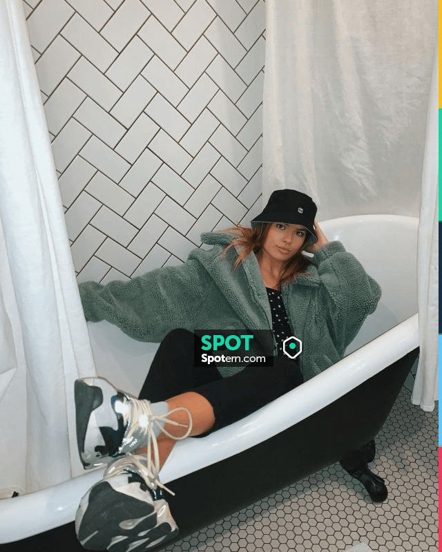 The top printed with polka dots of Just Zoe's account on the Instagram of @justezoe_ytb Spotern