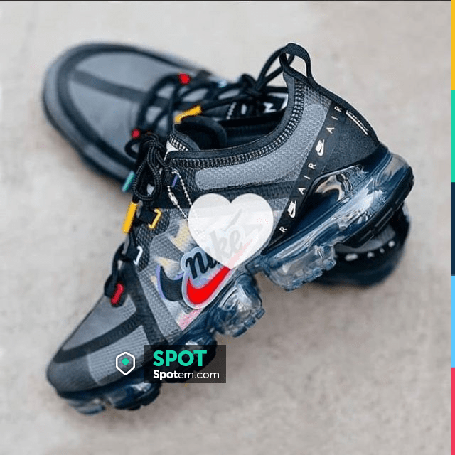 vapormax windbreaker