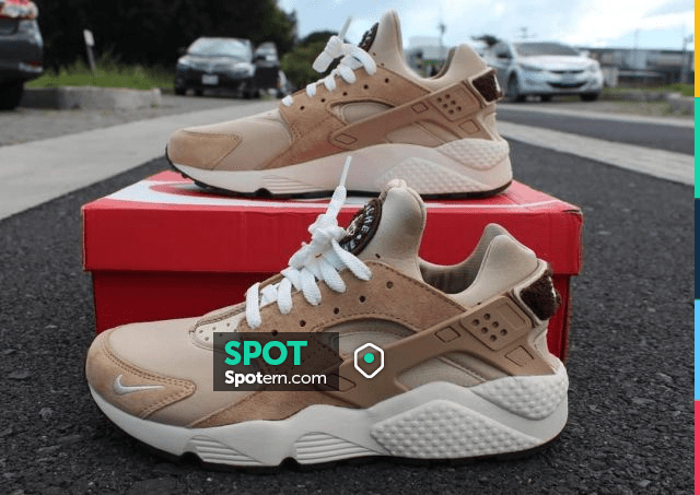 nike air huarache run desert sail