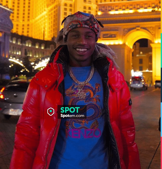 The down jacket padded red Lil Tjay on the account Instagram of