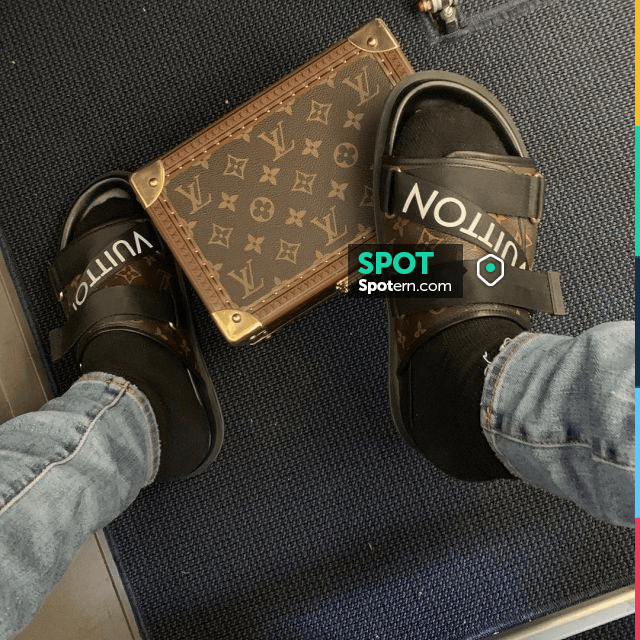 The mules honolulu Louis Vuitton worn by Chief Keef on the account