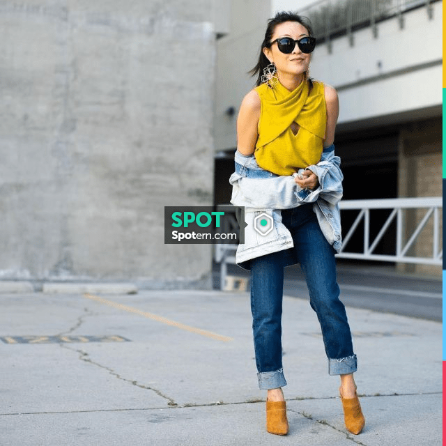 Den­im Jack­et of Nina Hu on the Instagram account @citizensrunway ...