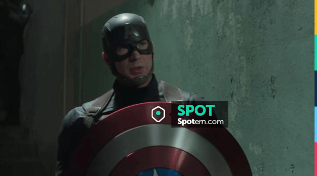 Le bouclier de Captain America / Chris Evans dans Captain America : Le ...