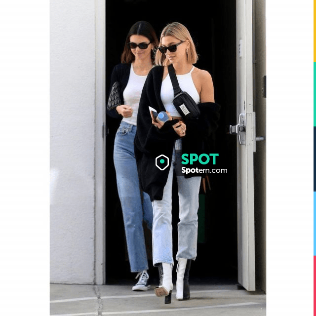 Wilfred Free Rourke Sweater of Hailey Baldwin on the Instagram account ...