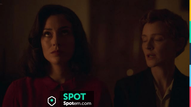 Blanca Suárez Films Et Programmes Tv La blouse rouge à col de Lidia Aguilar (Blanca Suárez) dans Les