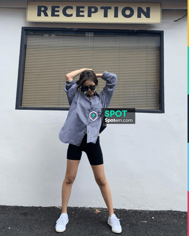jennie oversized shirt
