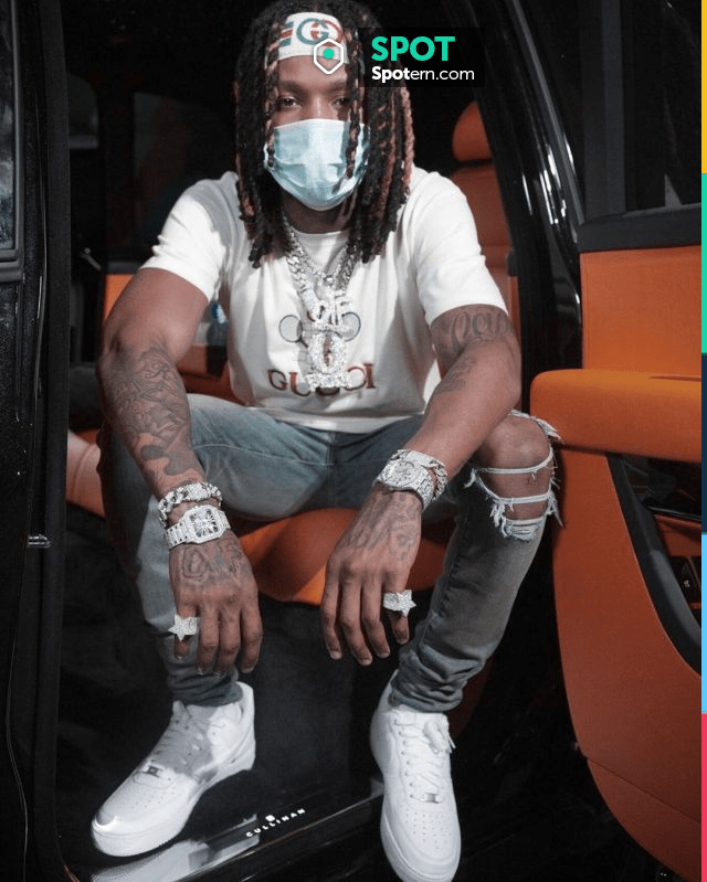 King Von Poses With Fans In a Gucci Hat + Sneakers, LV Belt, & Amiri Denim