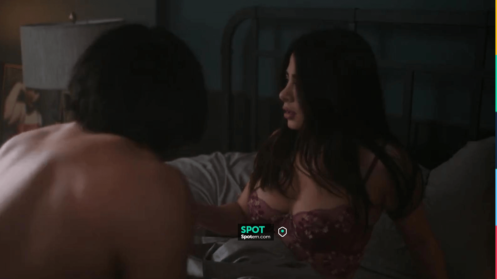 Floral Bra worn by Lily Diaz (Emeraude Toubia) in With Love TV series  outfits (Season 1 Episode 2) | Spotern