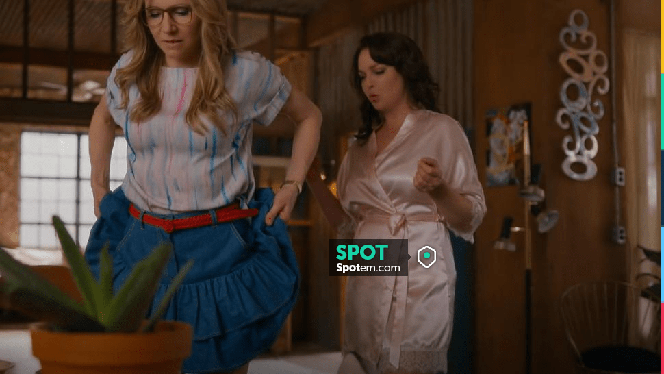 Generic Satin Robe worn by Tully Hart (Katherine Heigl) as seen in