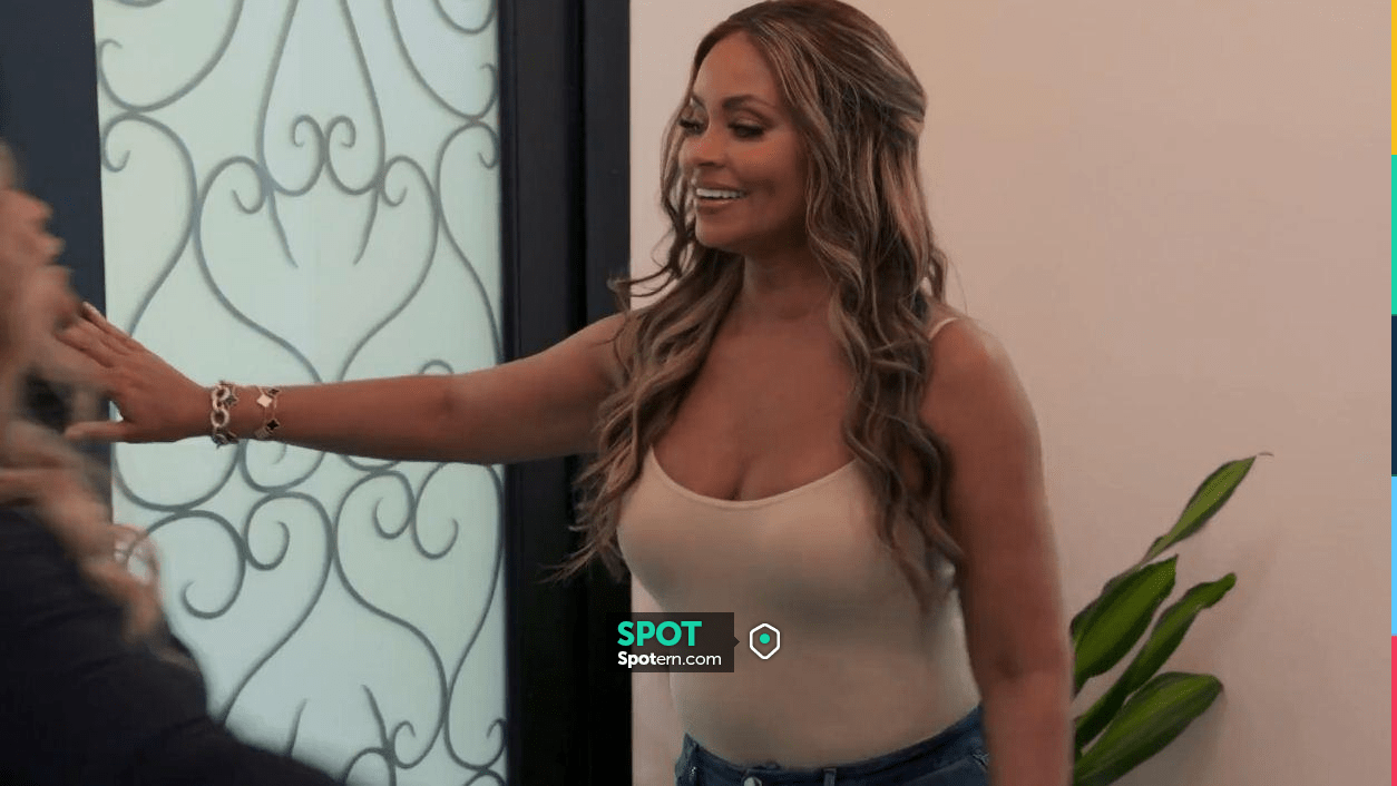 Skims Fits Everybody Cami Bodysuit worn by Gizelle Bryant as seen in The  Real Housewives of Potomac (S07E11)