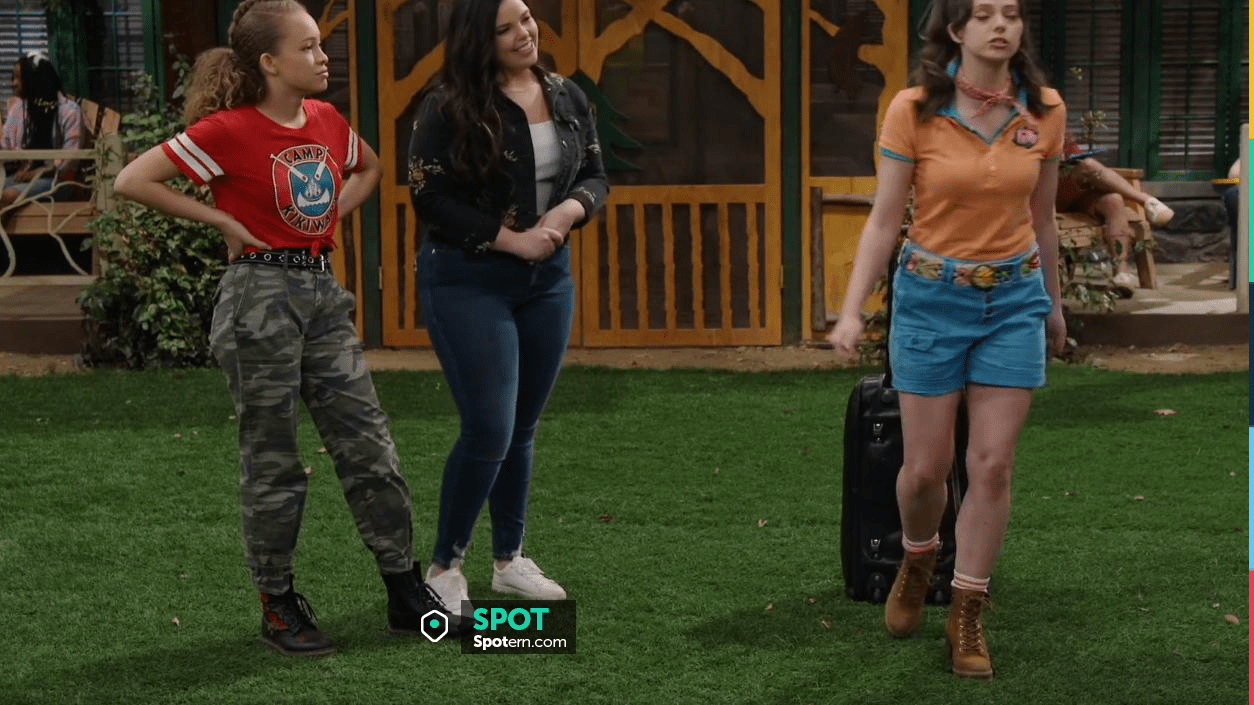 Dr. Martens 1460 Vonda Buttine brodée portée par Ava King (Shelby Simmons)  comme on le voit dans BUNK'D (S05E19) | Spotern