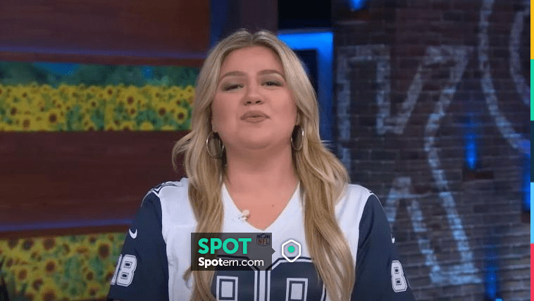 WornOnTV: Kelly's Cowboys jersey on The Kelly Clarkson Show, Kelly  Clarkson